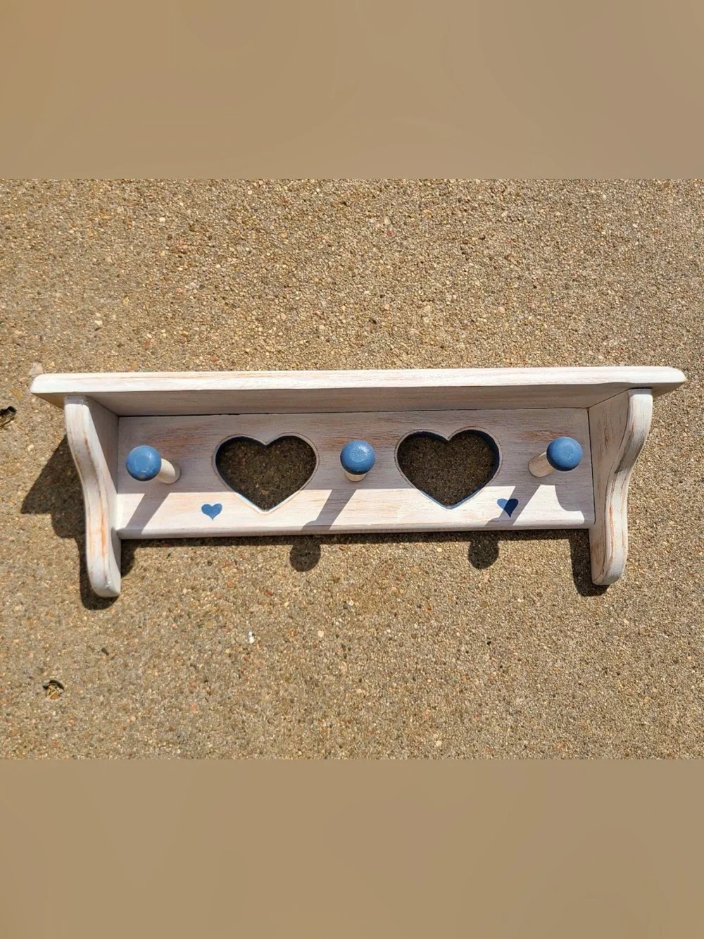 Rustic Heart Wall Hook Rack in Blue and White